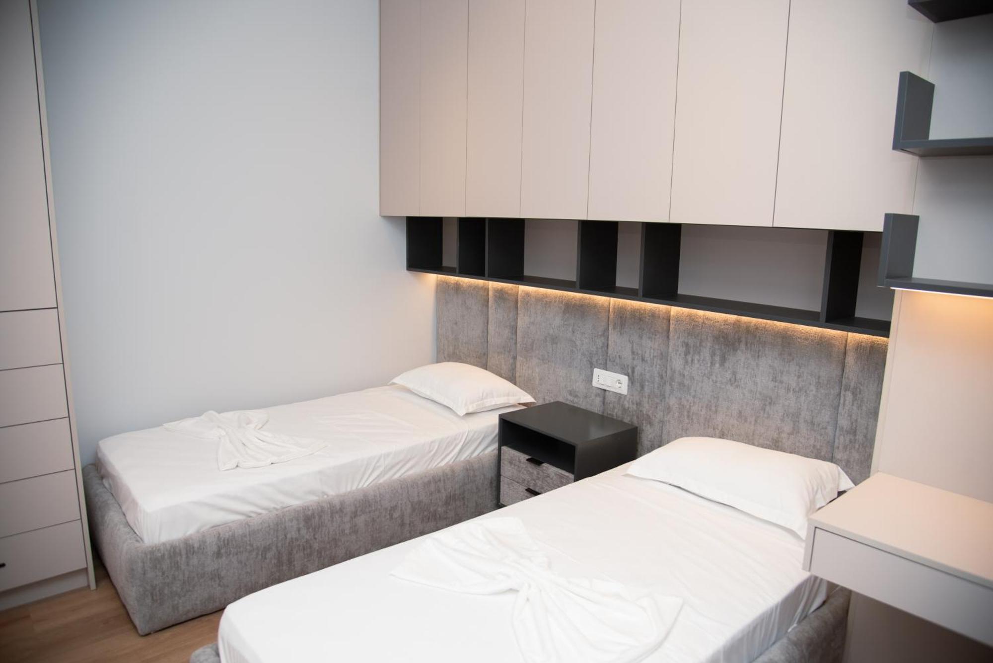 Apartment Tani *