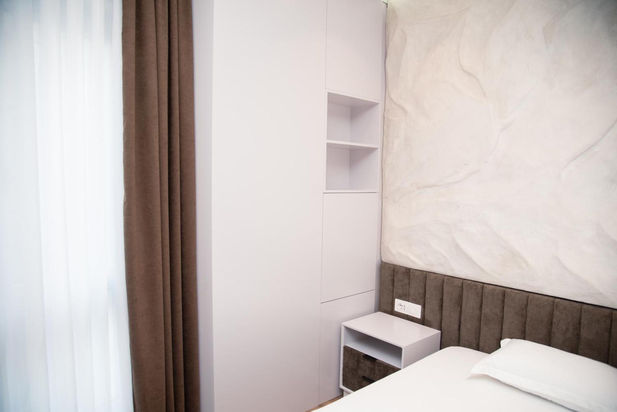 Apartment Tani *