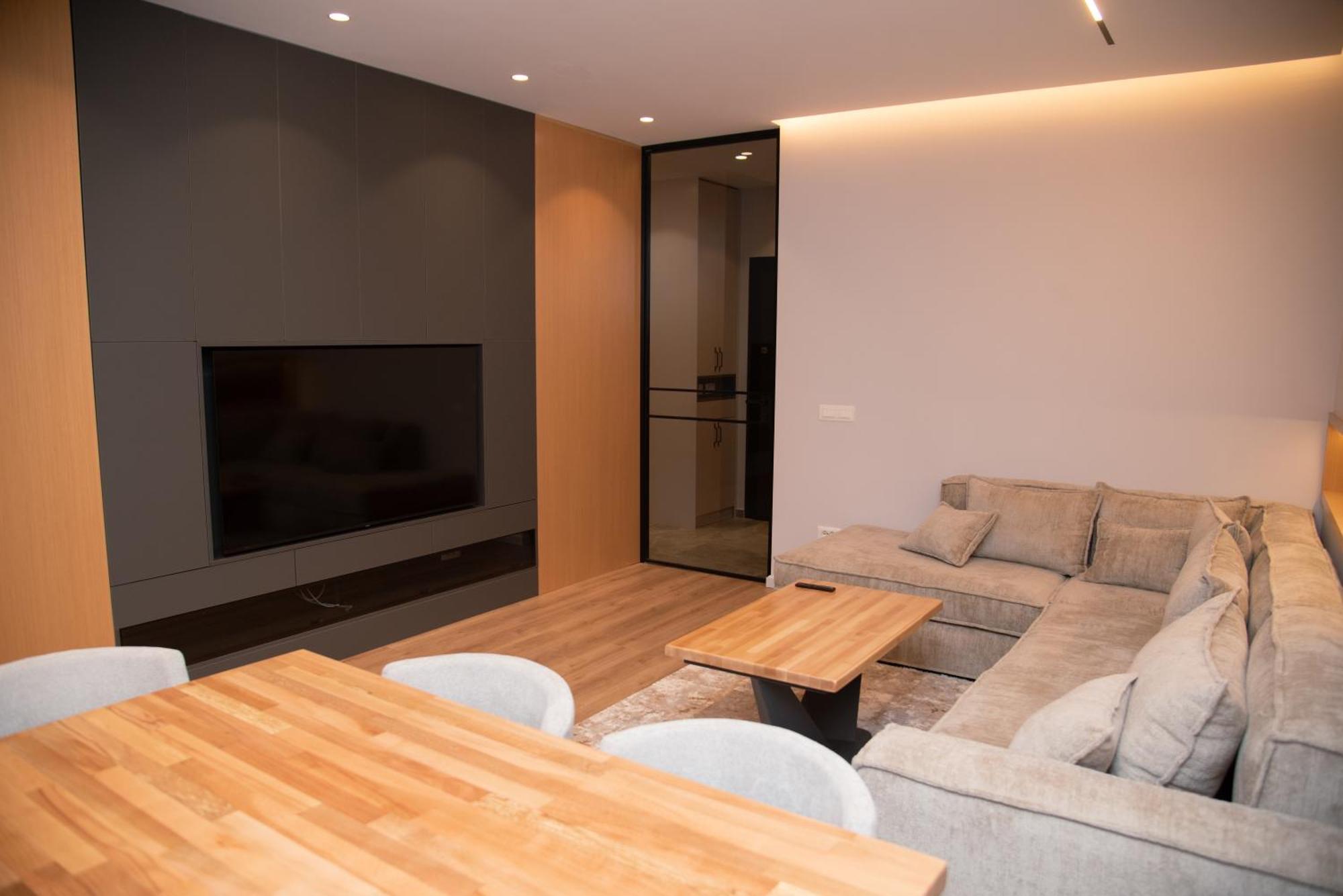 Apartment Tani